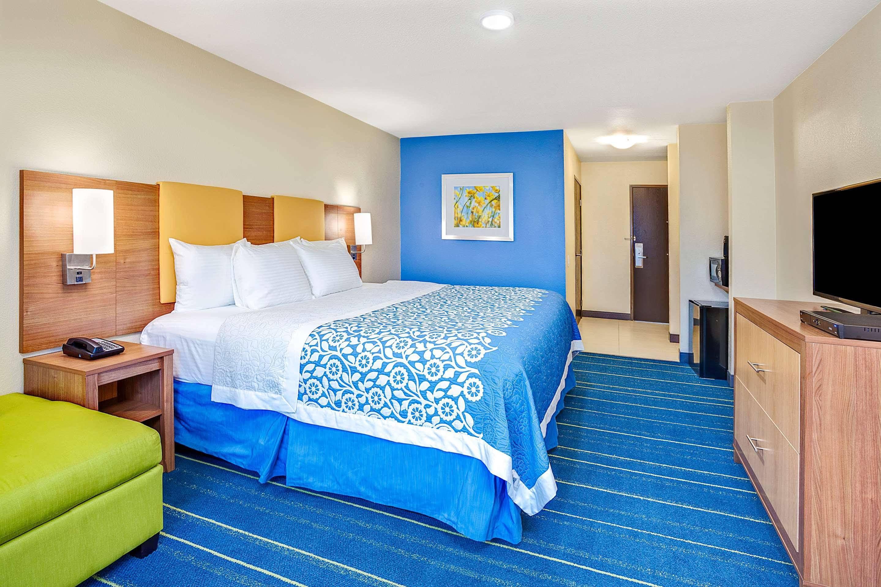 Arya Inn & Suites Farmers Branch Exterior photo